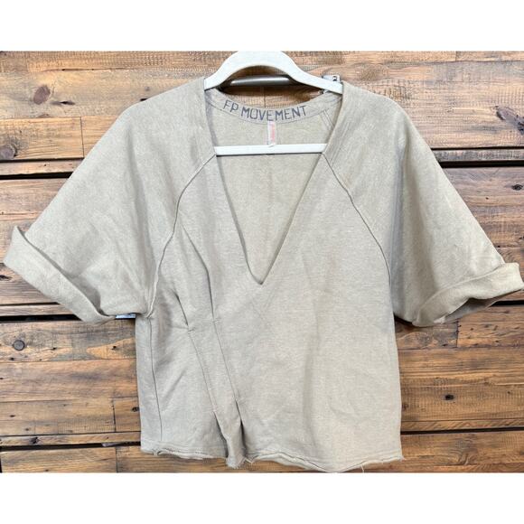 FREE PEOPLE MOVEMENT Women's Crop Sweatshirt Sage Green Sz S - Picture 1 of 7